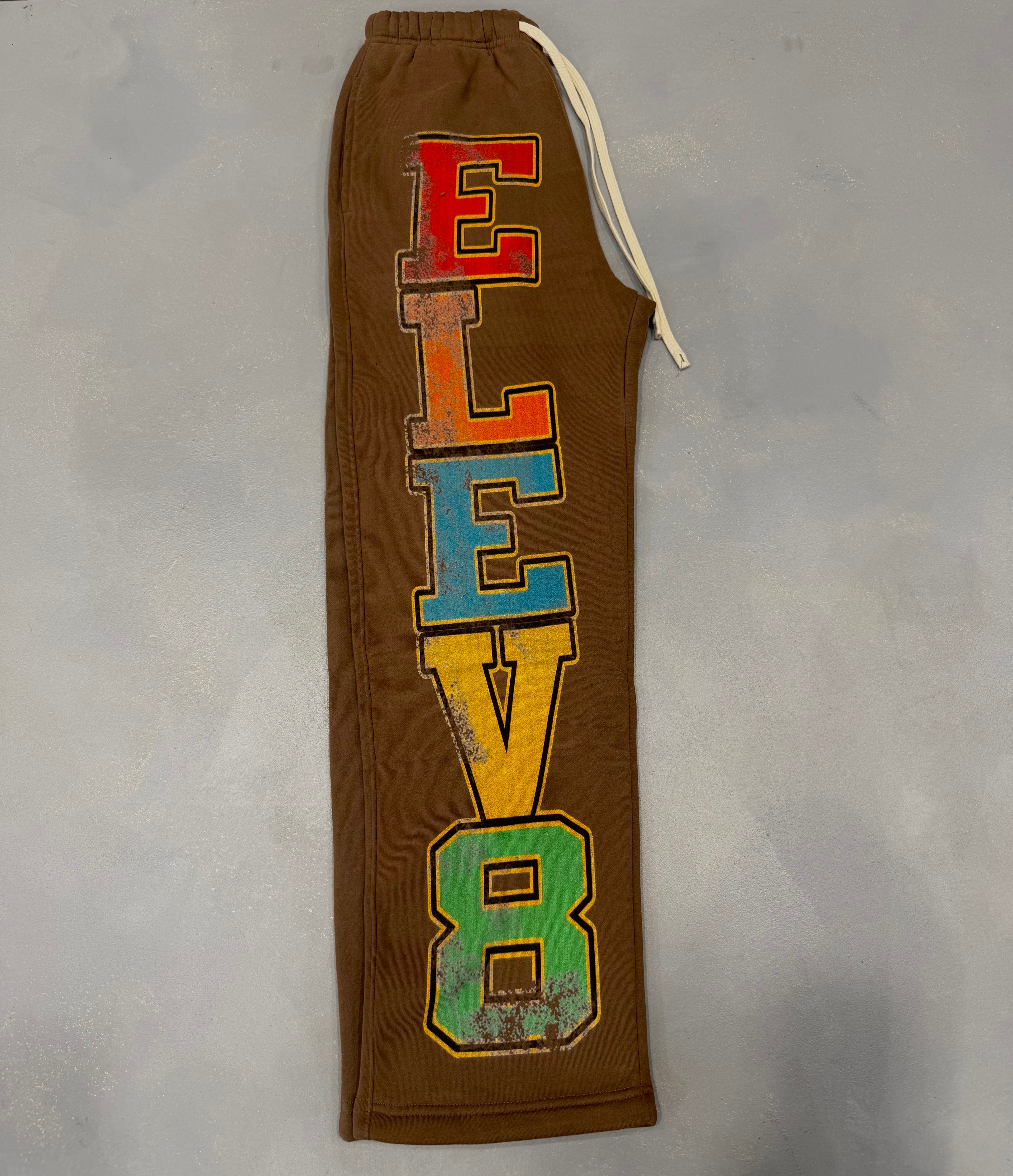 Art Gallery Sweats “Brown”